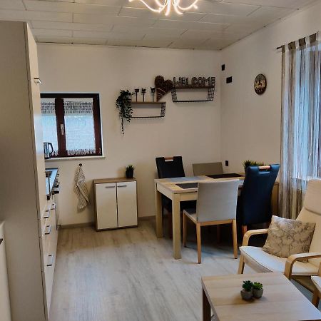 Holiday Home In Quiet Beautiful Area With Two Separate, Modern, Furnished Apartments Deutsch-Wagram Exterior foto